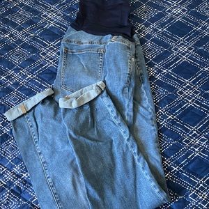 Maternity jeans gap